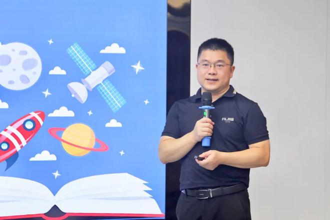 九游娱乐NineGame：2024年湖南省邵阳县总商会培训班走进杭州市温州商会考察学习(图1)