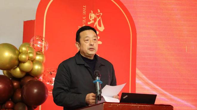 九游娱乐：中国农资秀高端配方肥湖北宜施壮：锚定新程、砥砺深耕宜施壮营销中心2024年度总结会议圆满召开(图2)
