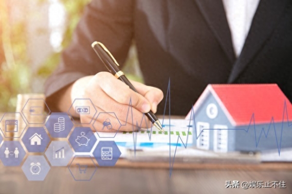 宝妈从0起步1年卖房158套年薪百万(图1)