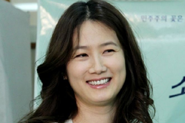 推特芋圆呀呀冰淇淋JK：社交媒体引爆的次元壁美食革命(图1)