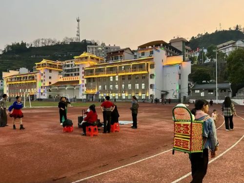 一个10万人口小县精简了10个部门后(图4)
