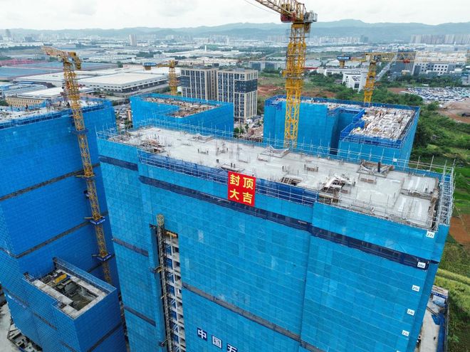 首栋主体结构封顶！龙泉驿加快建设保障性租赁住房(图3)