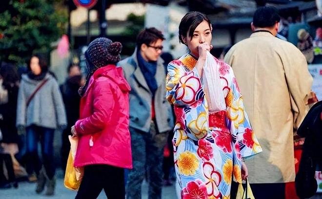 日本迁徙大量人口“霸占”中国2座城市当地人表示苦不堪言！(图1)