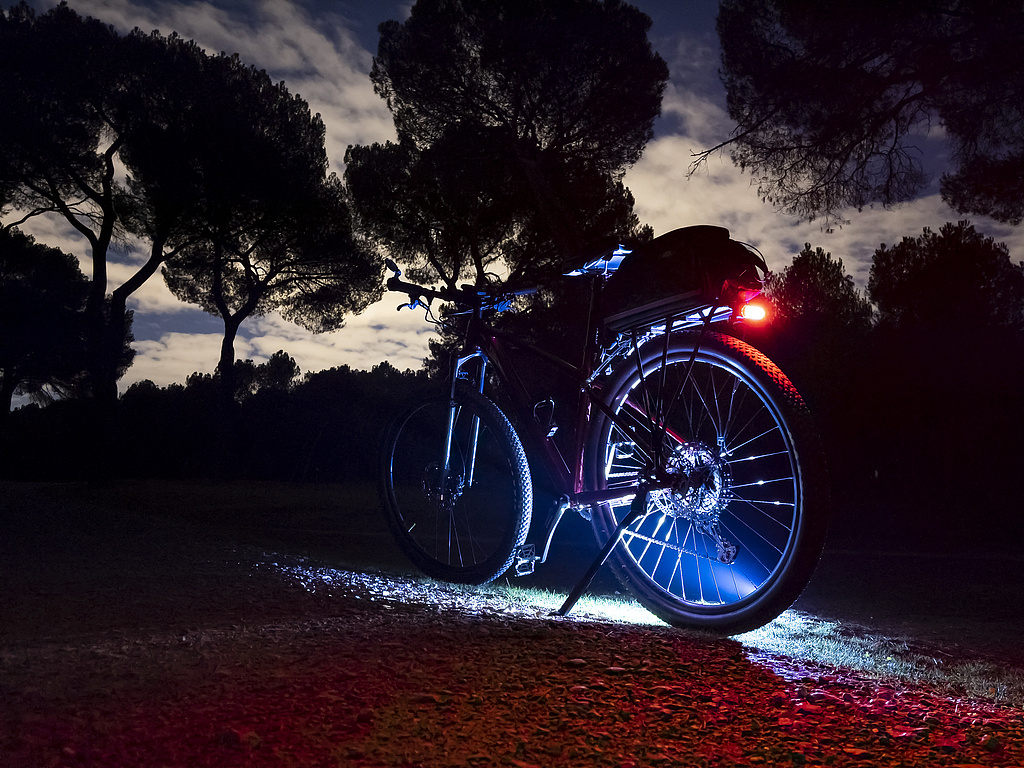 @广大骑友骑行如何更安全？来get正确骑行姿势锦囊(图2)