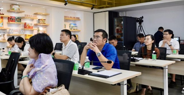 超百万人一起学一起“飞”“媒体＋畜牧”培训课再掀热潮(图5)