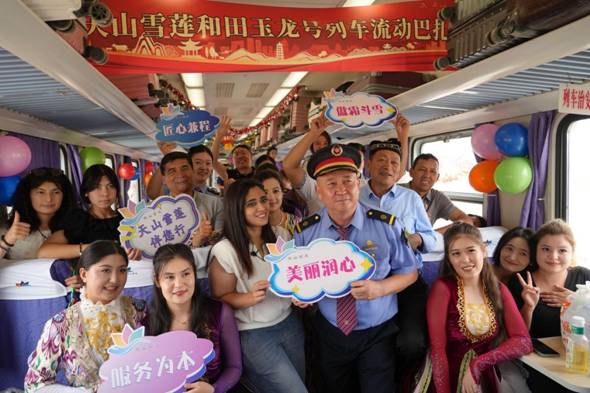 九游娱乐：“铁字号”帮扶记：新疆和田县的乡村振兴实践(图2)