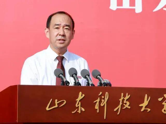 农银金科换帅 高校校长任新总裁(图3)