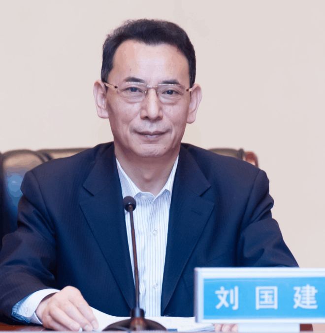 农银金科换帅 高校校长任新总裁(图1)