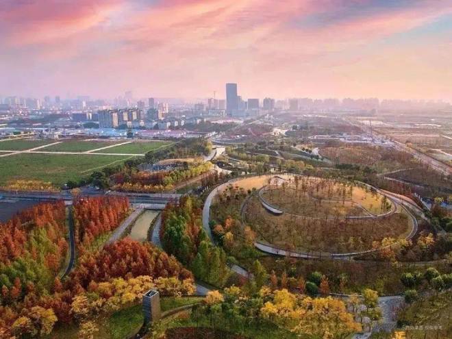 九游娱乐NineGame：十月豪宅聚焦@宝华紫薇之星售楼处发布：空间魔术级改善标杆(图6)