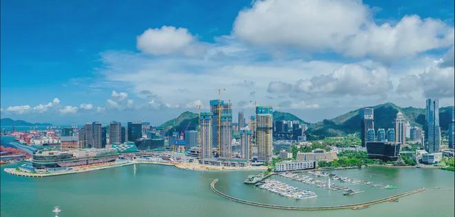 ⚡热搜榜首豪宅：⚡琅玥湾佳园售楼处官宣启幕奢居新章！(图2)