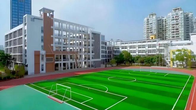 九游娱乐：火热中！万福花园售楼处万福花园发布：深圳龙华顶尖豪宅(图7)