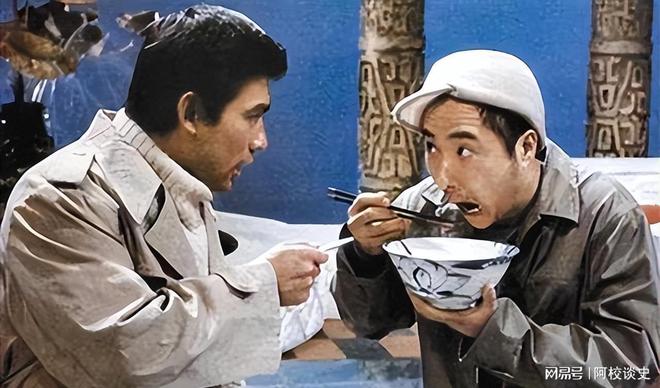 舅舅是陈佩斯外公是影帝爸爸是一级演员自己却甘愿当网红！(图4)