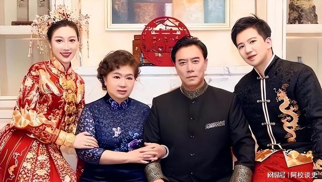 舅舅是陈佩斯外公是影帝爸爸是一级演员自己却甘愿当网红！(图11)