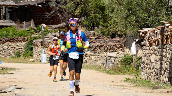 九游娱乐：三年相约彩云之南户外运动见证绿水青山变金山银山(图7)