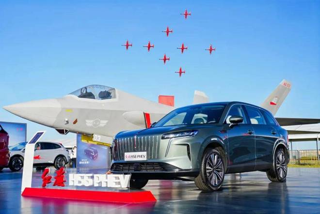 破新与守正品牌焕新下的红旗演绎东方豪华的“变”与“不变”(图6)