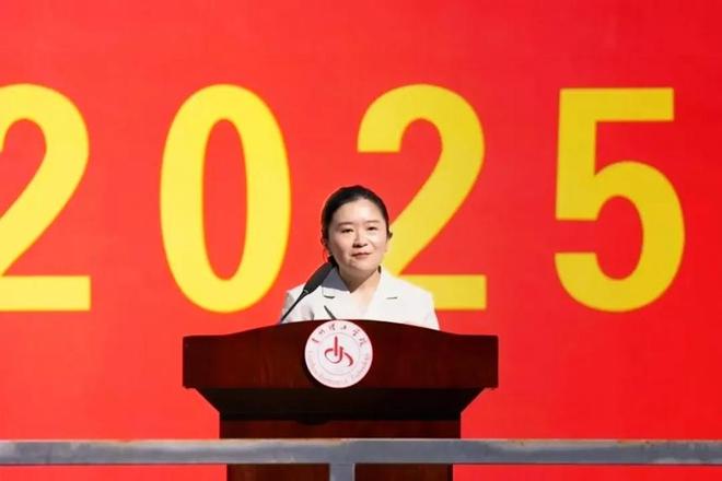 九游娱乐：贵州理工学院3位教师入选省级“金师”(图4)