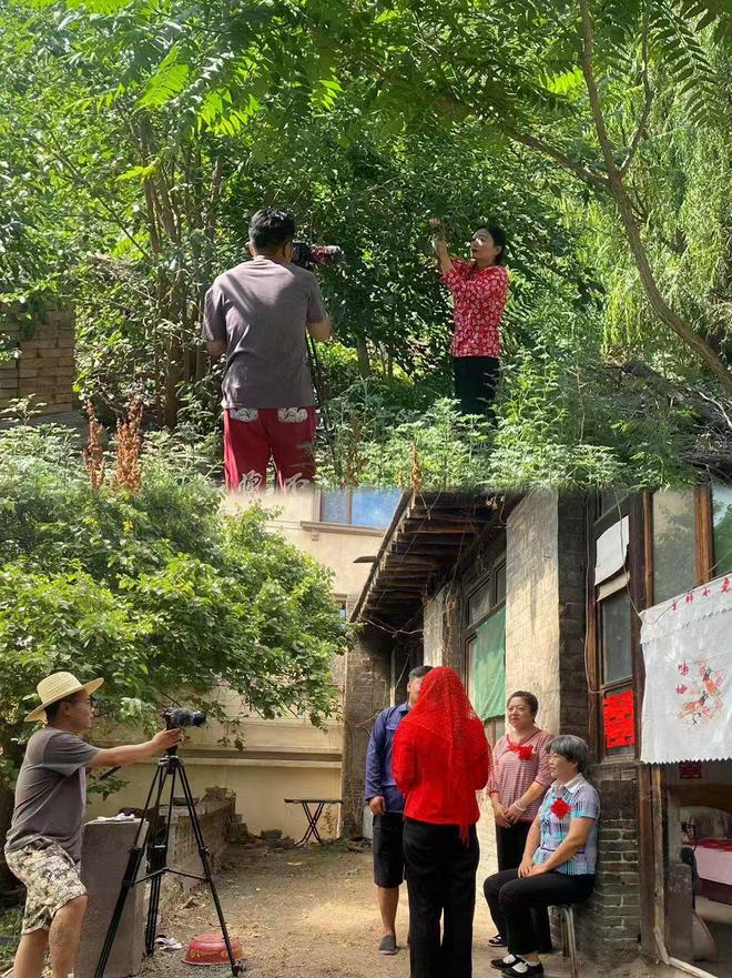 太原晋源“80后”夫妻：归乡拍短剧火爆“出圈”(图1)