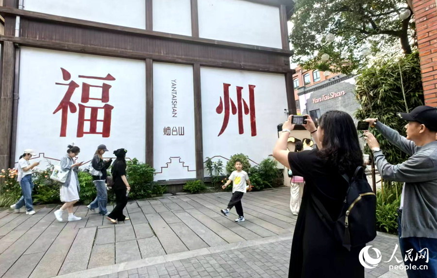 九游娱乐：从《山海情》到《沉默的荣耀》福建如何制造“爆款”？(图2)