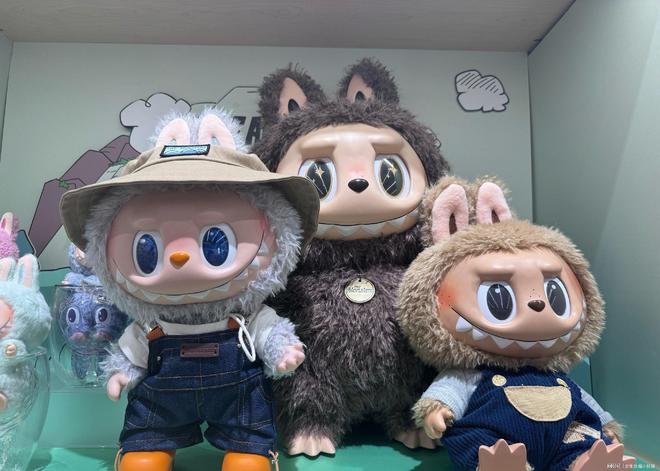 LV高管高薪加盟泡泡玛特奢侈品牌与潮玩碰撞新火花(图3)