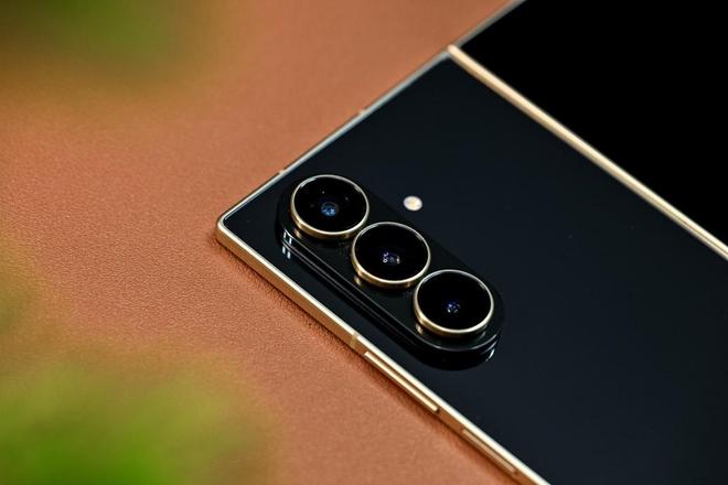 心系天下三星W26荣获科技视讯“年度首选AI手机奖”(图6)