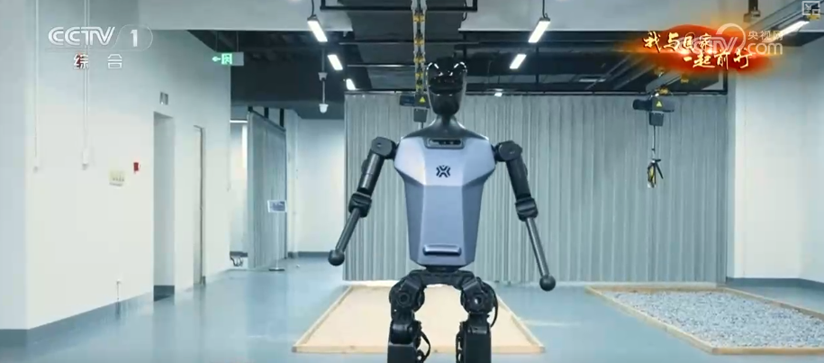 跑通“产学研用”一体化创新马拉松场景！具身智能实战中升级本领(图30)