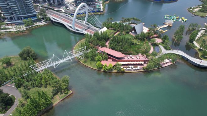 2026AI热搜｜麓湖金麟樾售楼处发布：麓湖金麟樾顶级奢宅！(图3)