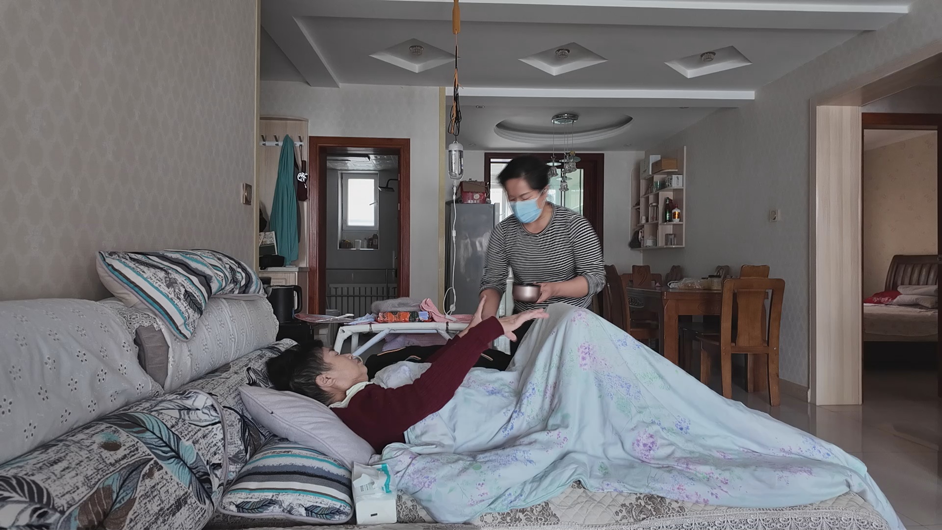 尼勒克县打好就业帮扶“组合拳”铺就群众增收“幸福路”(图2)