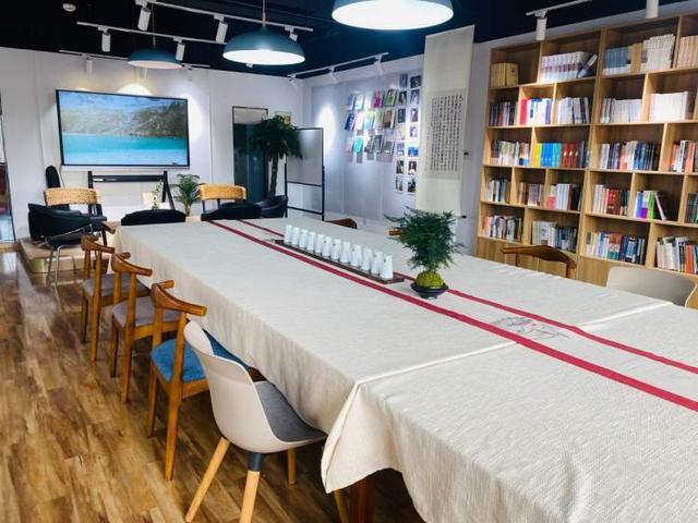 九游娱乐NineGame：马年小书店如何吸引读者？我们走访了六家书店听听店主和主理人怎么说(图10)